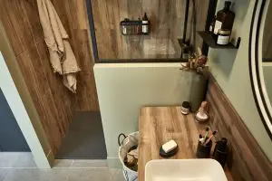 Rénover une petite salle de bains : idées et astuces de nos experts